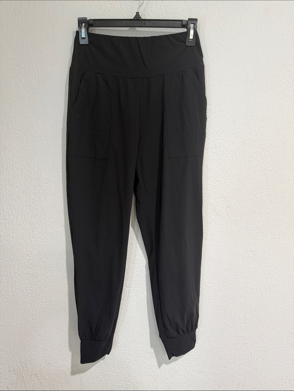 Halara Black Women's Jogger Pants with High Waist